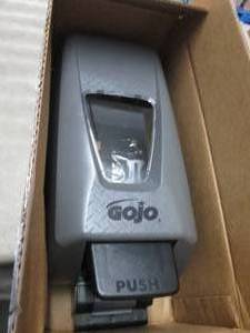 lot 131 image: GOJO 7500-01 PRO TDX 5000 Gray Di...