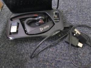 lot 253 image: Plantronics - Voyager 5200 (Poly) -...