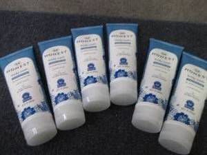 lot 341 image: 6- 8 oz Soothing Therapy Honest Bod...