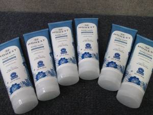 lot 344 image: 6- 8 oz Soothing Therapy Honest Bod...