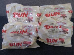 lot 363 image: 4- 9 oz Pearsons Bun Bite Size...