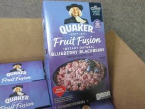 lot 408 image: 6- 6 pk Quaker Fruit Fusion Instant...