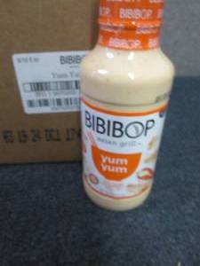 lot 421 image: 6-16 oz Bibibop Asian Yum Yum Sauce...