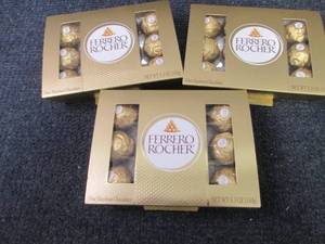 lot 424 image: 3- 5.3 oz Ferrero Rocher Hazelnut C...