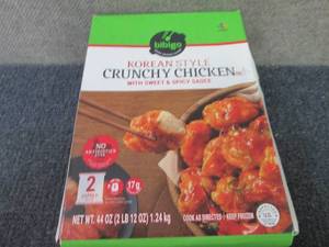 lot 446 image: 44 oz FROZEN Bibigo Korean Style Cr...