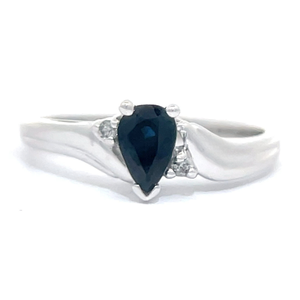 0.43 Carat Blue Sapphire & Diamond Scalloped Curve Ring in 14k White Gold $1,365 Retail