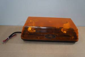 lot 44 image: ECCO Rotating Warning Light Model 5135