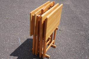 lot 171 image: Set of 4 Folding Dinner Trays with Stand
