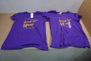 lot 197 image: 2 Minnesota Keeper Movin T-Shirts -Medium