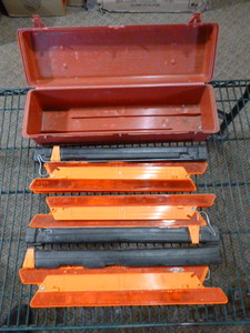 lot 17 image: Emergency Warning Triangle Flare Kit