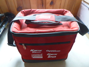 lot 29 image: Coleman Soft-Side Cooler