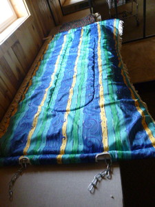 lot 38 image: Padded Hammock