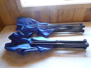 lot 71 image: 2 Outdoor Folding Chairs