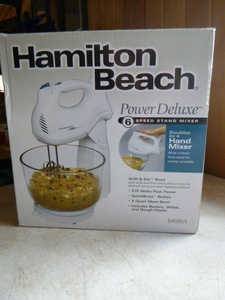 lot 76 image: Hamilton Beach Power Deluxe Hand Mixer