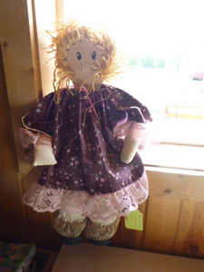 lot 79 image: Shelf-Sitter Country Doll