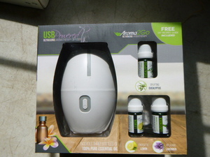 lot 80 image: Aromo 2 Go Ultrasonic Aromatherapy Diffuser