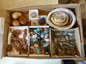lot 105 image: Box of Assorted Stones