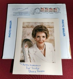 lot 14 image: Autographed Nancy Reagan Photo