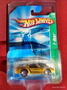 lot 30 image: 2008 Hot Wheels Treasure Hunt - Hot Bird