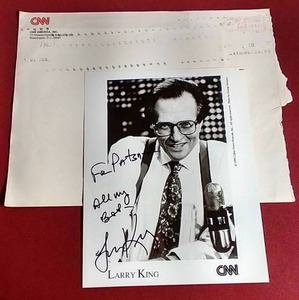 lot 45 image: Autographed 1990s Larry King Photograph