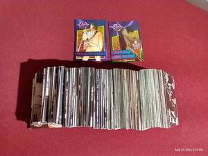 lot 62 image: Huge Lot of 1990s Elvis Presley Cards - No Dupes