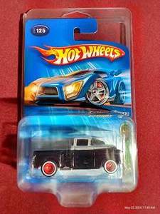 lot 120 image: 2005 Hot Wheels Treasure Hunt - 56 Flashsider
