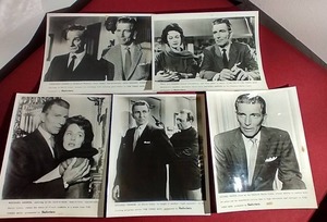 lot 133 image: (5) Vintage Michael Rennie The Third Man Promotional Photos