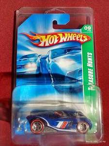 lot 146 image: 2008 Hot Wheels Treasure Hunt - 16 Angels