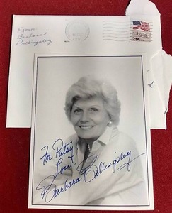 lot 190 image: Autographed 1990s Photo of Barbara Billingsley