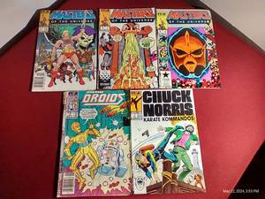 lot 195 image: (5) Star Comics - Masters of the Universe, Chuck Norris & Droids