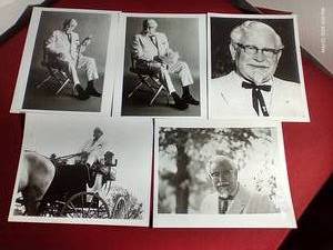 lot 200 image: (5) Vintage Glossy Colonel Sanders Promotional Photos