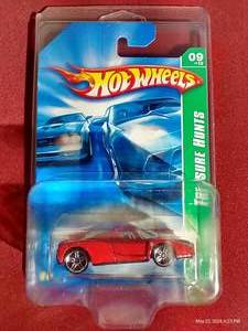 lot 221 image: 2007 Hot Wheels Treasure Hunt - Enzo Ferrari
