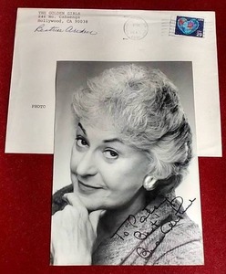 lot 223 image: Autographed 1990s Photo of Bea Arthur