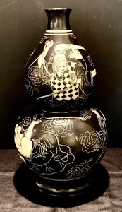 Rare Chinese Porcelain CiZhou Kiln Black Glaze Warrior Design Vase, 19 high