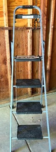 Skinny Mini 4 Step Project Stool