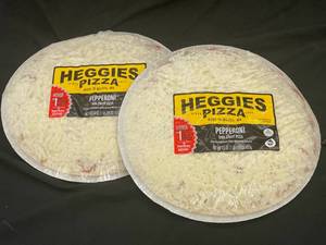 lot 7 image: G - Heggies Pepperoni Thin Crust Pizza - 2 Pack