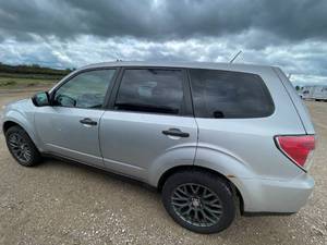 lot 28C image: 2010 Subaru Forester 2.5X - AWD -  MANUAL