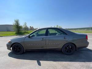 lot 16M image: 2003 Toyota Camry LE