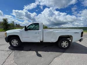 lot 20B image: 2008 Chevrolet Silverado 1500 Work Truck - 4X4