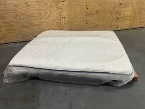 lot 54 image: King Mattress- 9