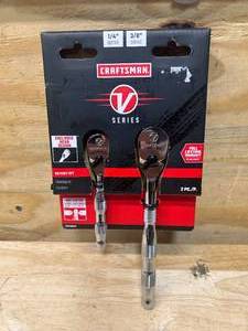 lot 58 image: CRAFTSMAN V-Series 2-Piece Set-Tooth Set Drive Comfort Grip Handle Ratchet Set (05282412)