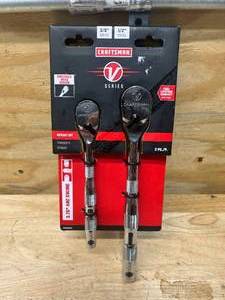 lot 60 image: CRAFTSMAN V-Series 2-Piece 96-Tooth Set Drive Comfort Grip Handle Ratchet Set (05282418)