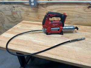 lot 18 image: MILWAUKEE M18 18V Lithium-Ion Cordless Grease Gun 2-Speed (Tool-Only)