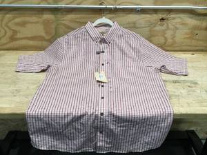 lot 159 image: XL Button Up Short Sleeve Shirt