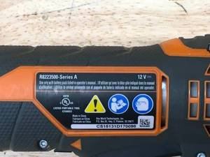 lot 165 image: RIDGID R8223500 OSCILLATING MULTI-TOOL (Includes Battery But Not Charger) (Tested and Works)