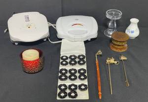 lot 173 image: Assorted Household and Kitchen Items Lot