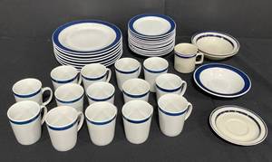 lot 177 image: Mainstays White and Blue Dinnerware Set