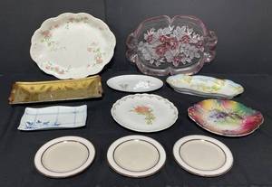 lot 181 image: Lot of Vintage and Decorative Plates & Trays