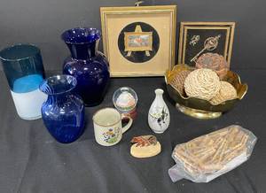 lot 44 image: Assorted Home Decor Lot with Vases, Art, Mugs, and Accessories
