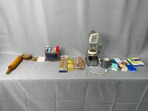 lot 31 image: Assorted Household Items Lot with Blender, Rolling Pin, and More